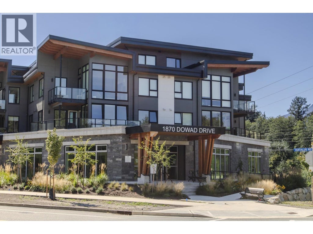 220 1870 Dowad Drive, Squamish