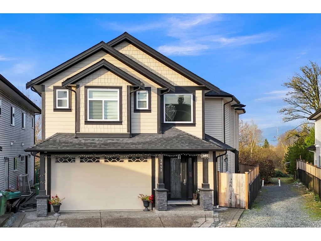 3492 Hazelwood Place, Abbotsford