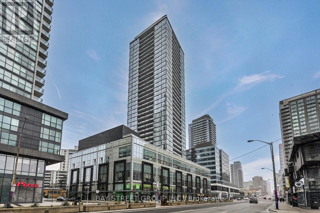 Lph04 - 5180 Yonge Street, Toronto (willowdale West)