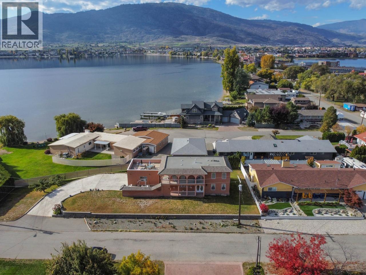 43 Harbour Key Drive. Osoyoos, British Columbia
