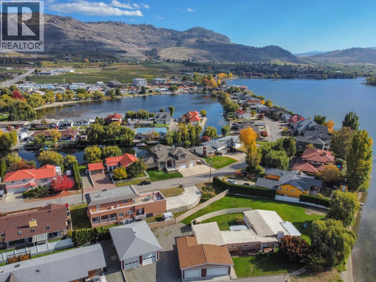 43 Harbour Key Drive. Osoyoos, British Columbia