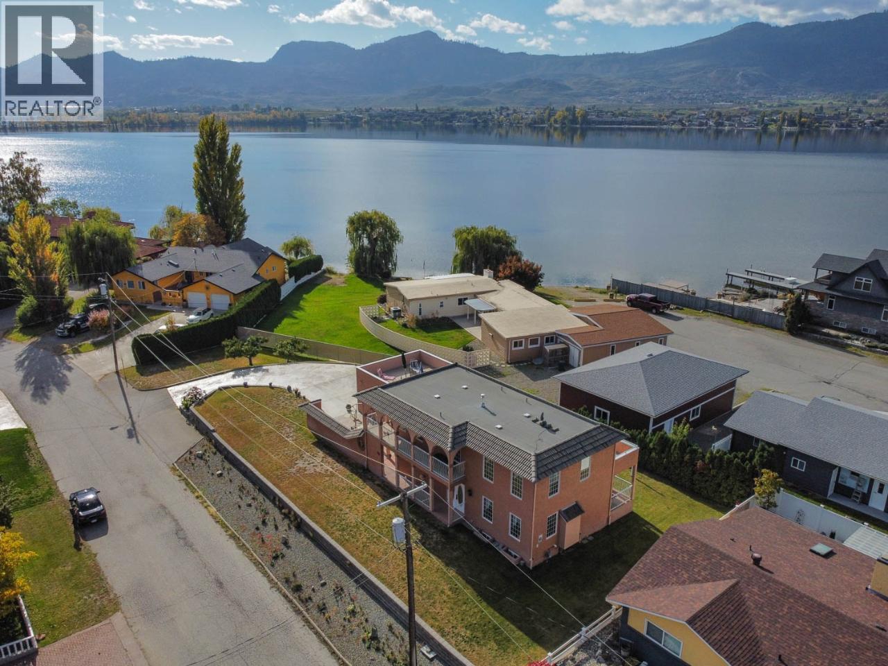43 Harbour Key Drive. Osoyoos, British Columbia