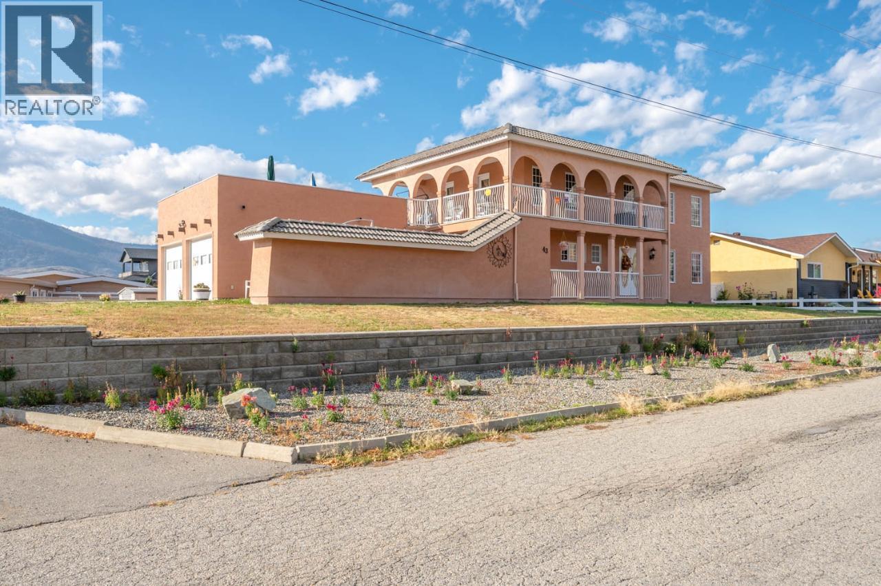 43 Harbour Key Drive. Osoyoos, British Columbia