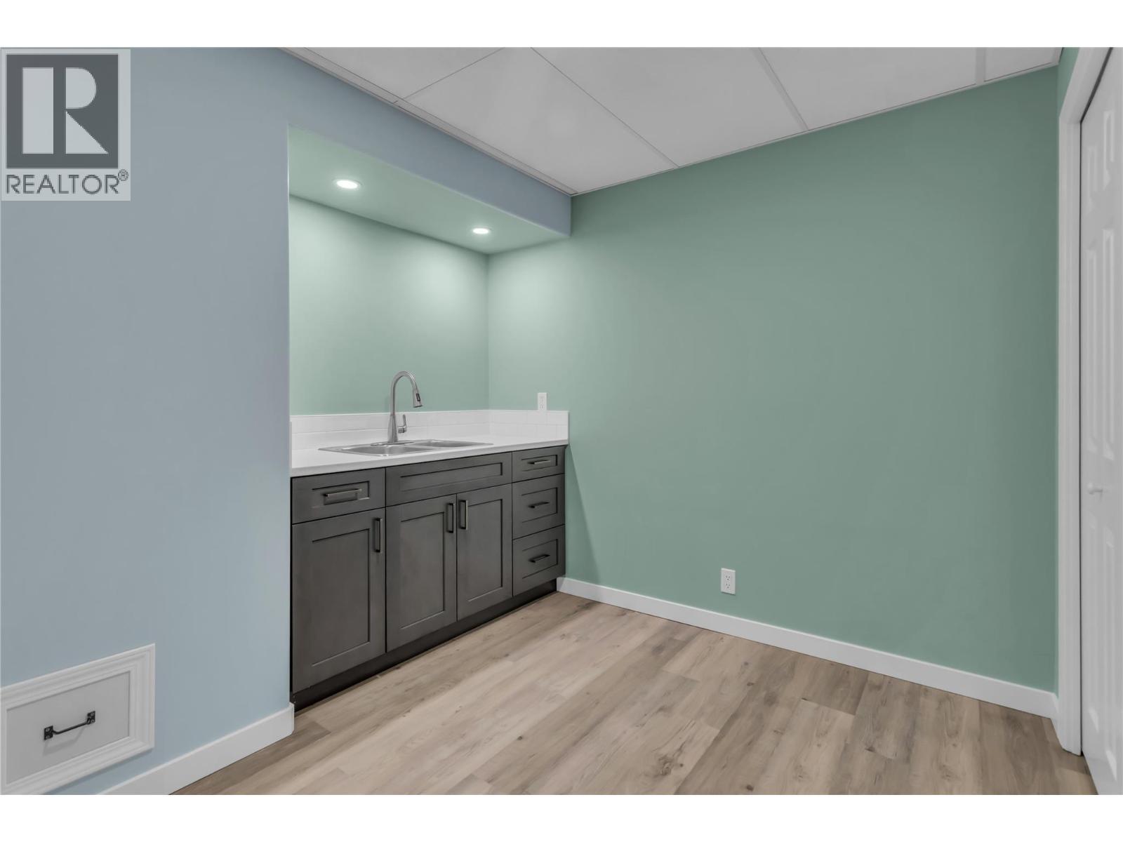 2609 Wild Horse Drive. West Kelowna, British Columbia