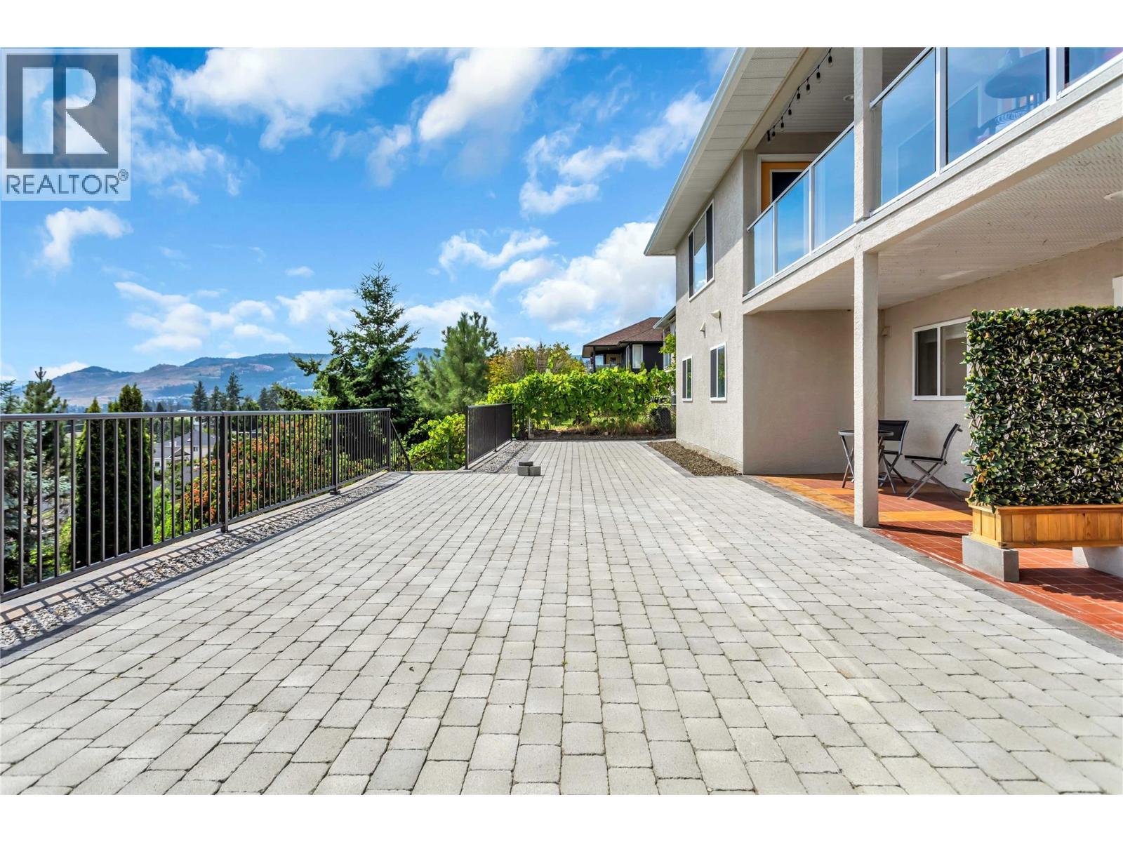 2609 Wild Horse Drive. West Kelowna, British Columbia