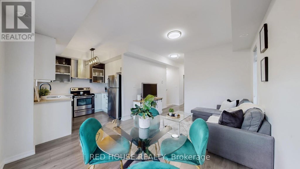 E08 - 26 Bruce Street, Vaughan (east Woodbridge)