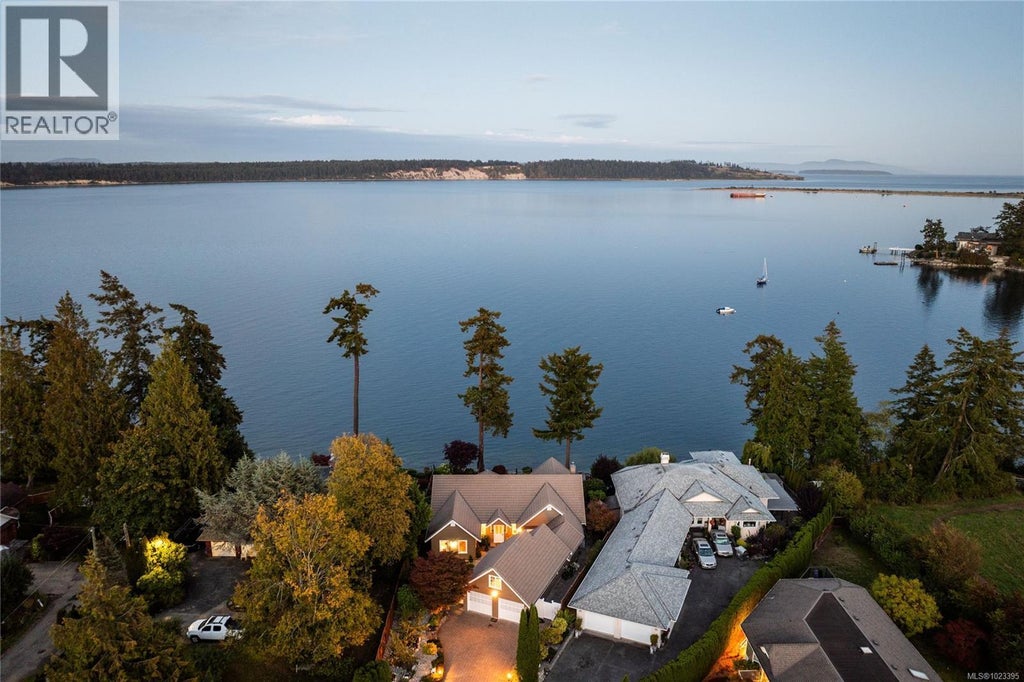 2555 Newman Road, Central Saanich