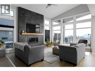 2510 Tallus Heights Lane. West Kelowna, British Columbia