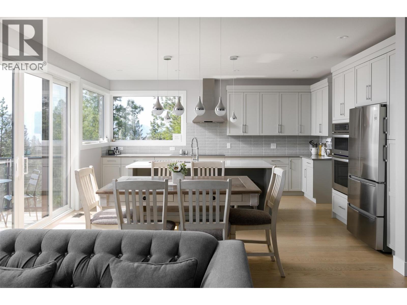 2510 Tallus Heights Lane. West Kelowna, British Columbia