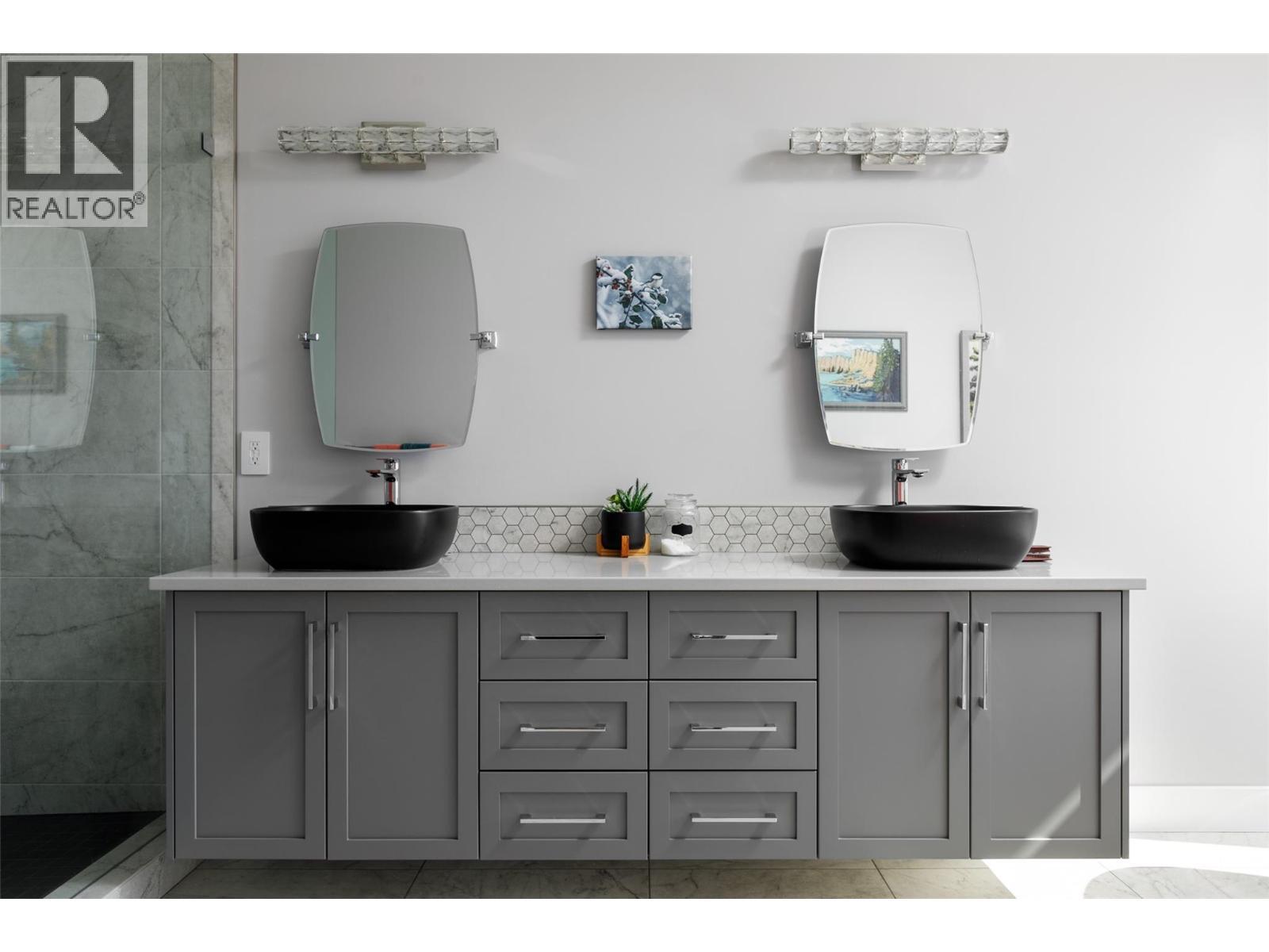 2510 Tallus Heights Lane. West Kelowna, British Columbia