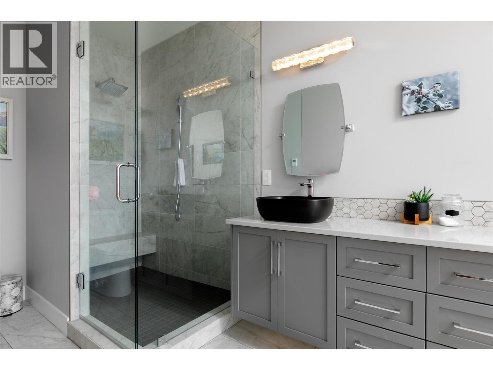 2510 Tallus Heights Lane. West Kelowna, British Columbia