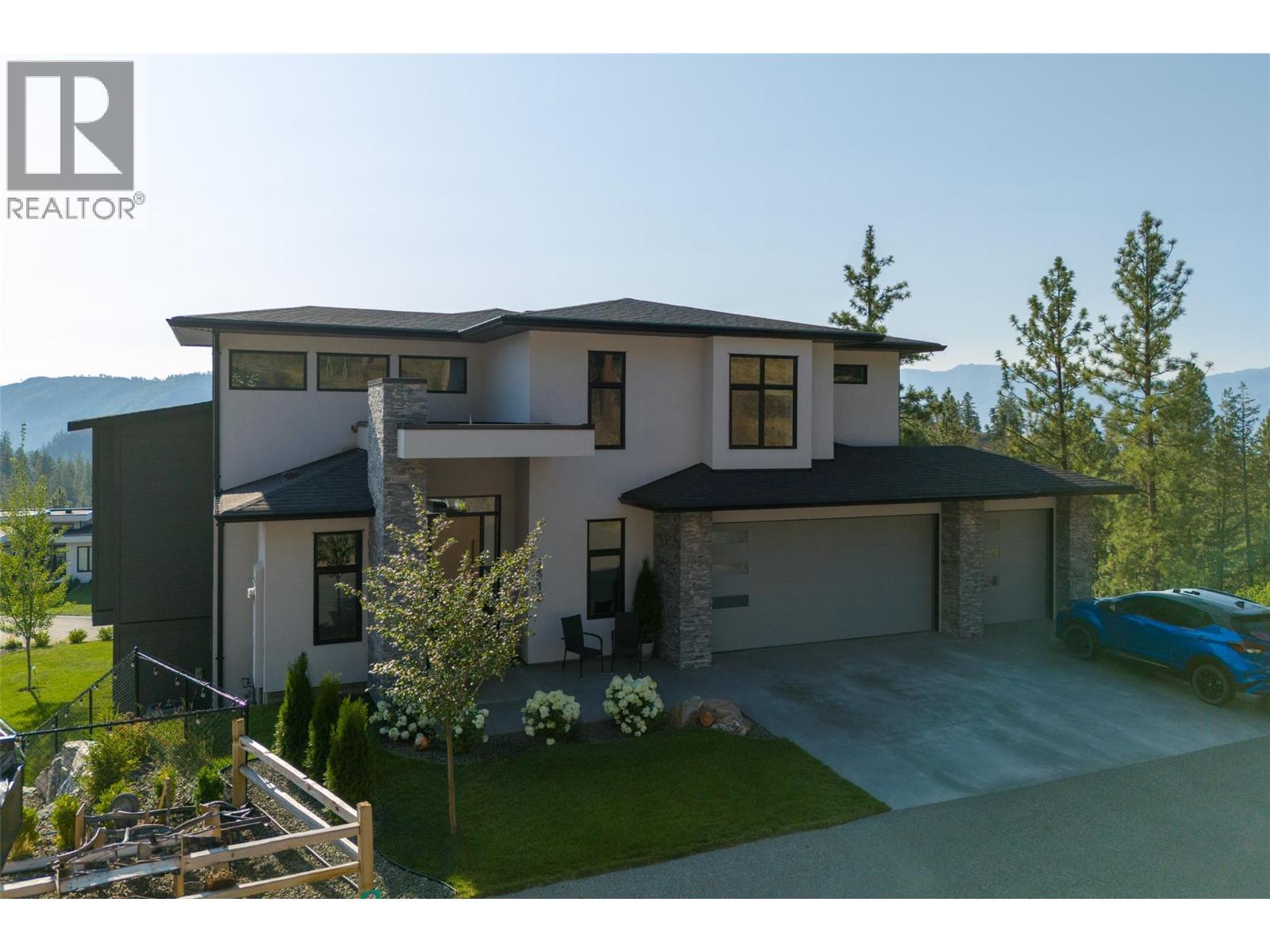 2510 Tallus Heights Lane. West Kelowna, British Columbia