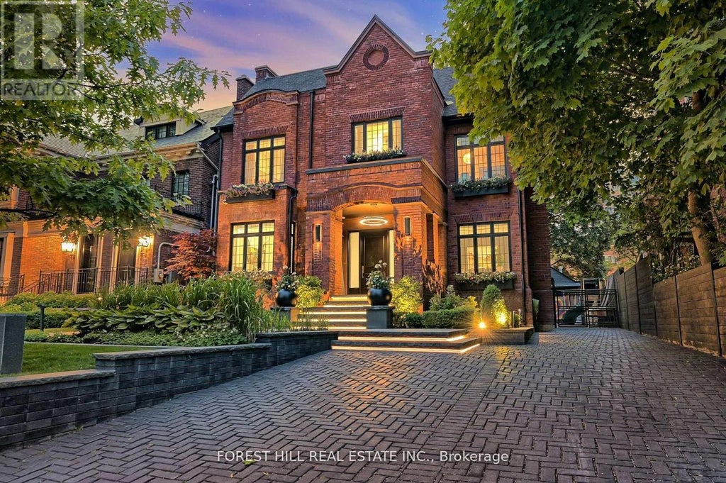 176 Balmoral Avenue, Toronto (casa Loma)