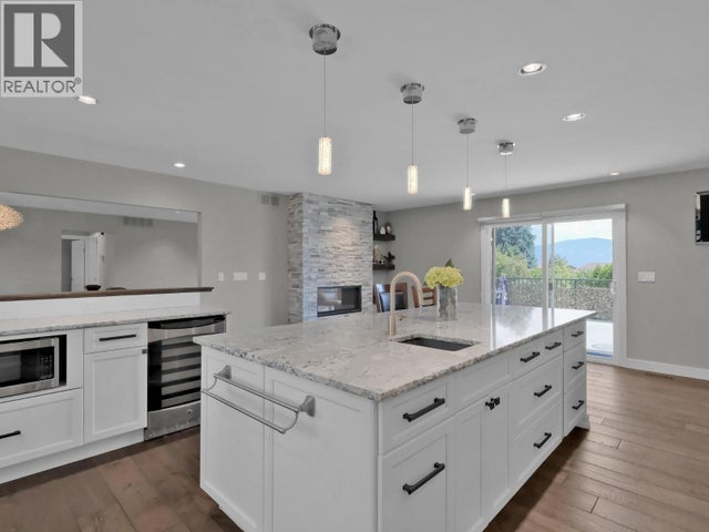 2284 Westville Place, West Kelowna