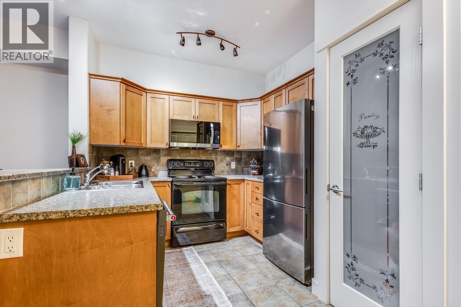 2551 Shoreline Drive Unit# 113. Lake Country, British Columbia