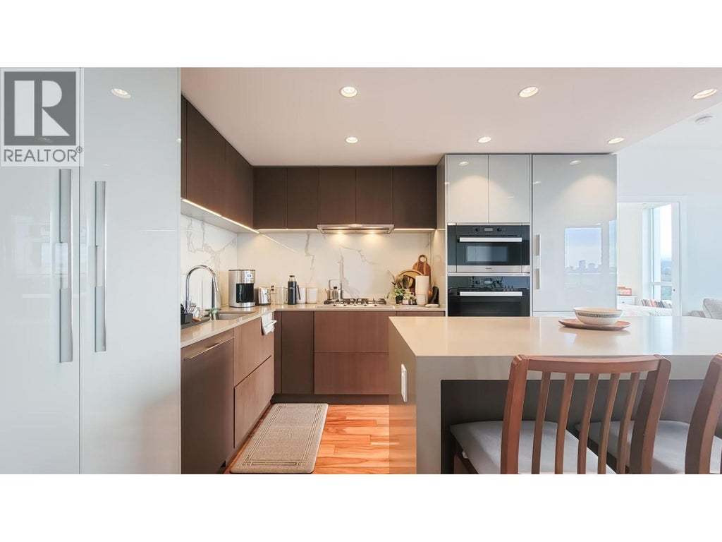 1302 1632 Lions Gate Lane, North Vancouver