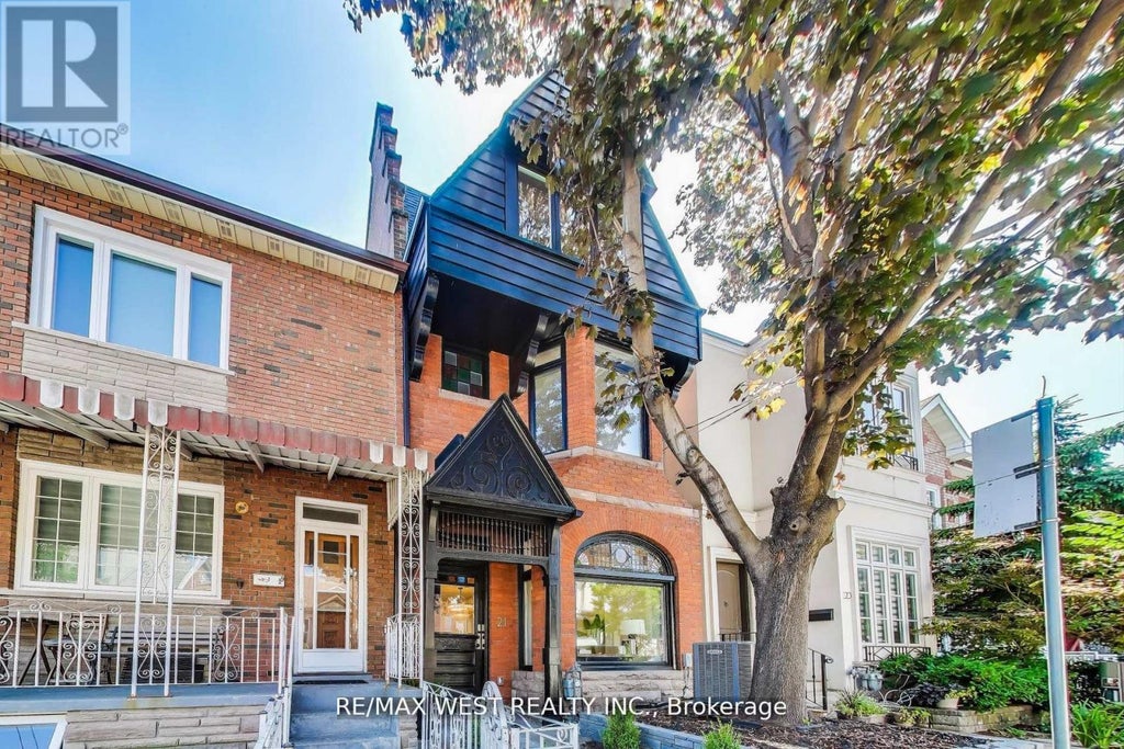 21 Rolyat Street, Toronto (trinity-Bellwoods)