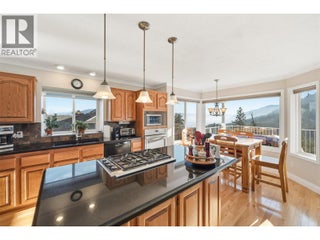 5291 Bradbury Street. Peachland, British Columbia