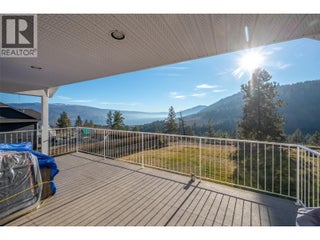 5291 Bradbury Street. Peachland, British Columbia