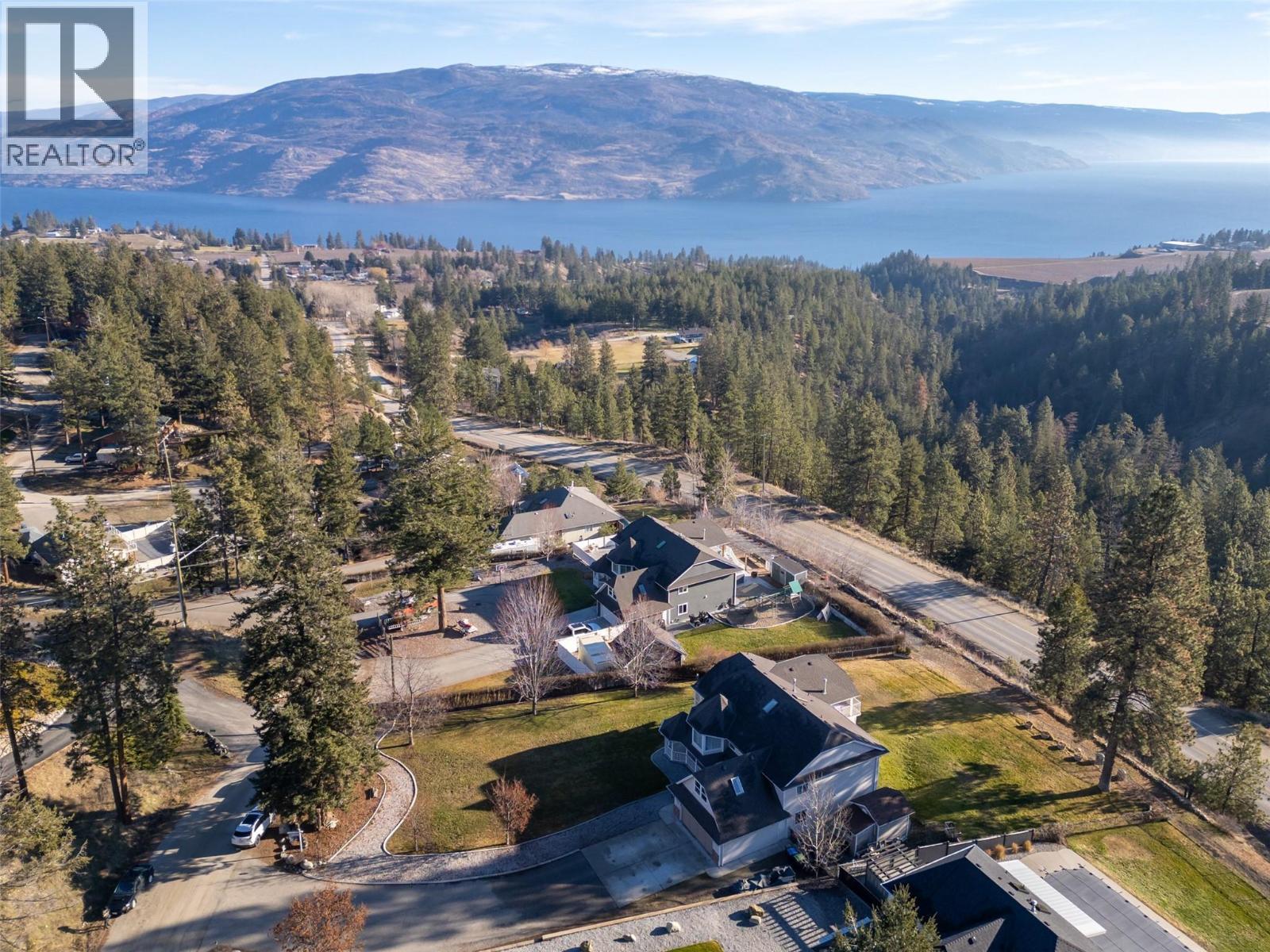 5291 Bradbury Street. Peachland, British Columbia