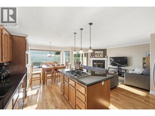 5291 Bradbury Street. Peachland, British Columbia