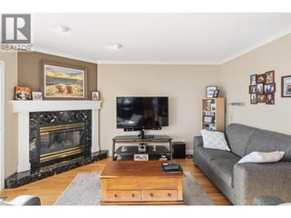 5291 Bradbury Street. Peachland, British Columbia