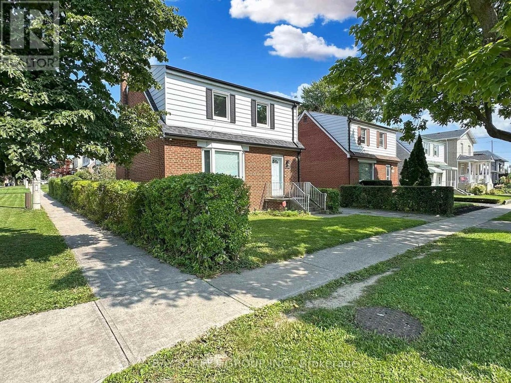 657 Pharmacy Avenue, Toronto (clairlea-Birchmount)