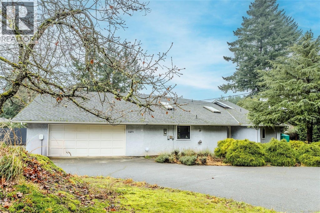 3271 Dolphin Drive, Nanoose Bay