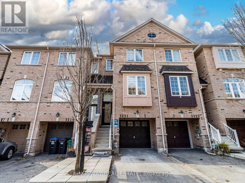 3221 Redpath Circle, Mississauga (lisgar)
