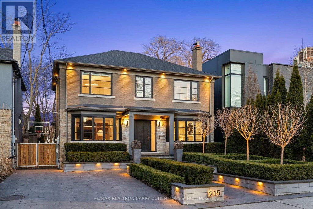 215 Lonsmount Drive, Toronto (forest Hill South)