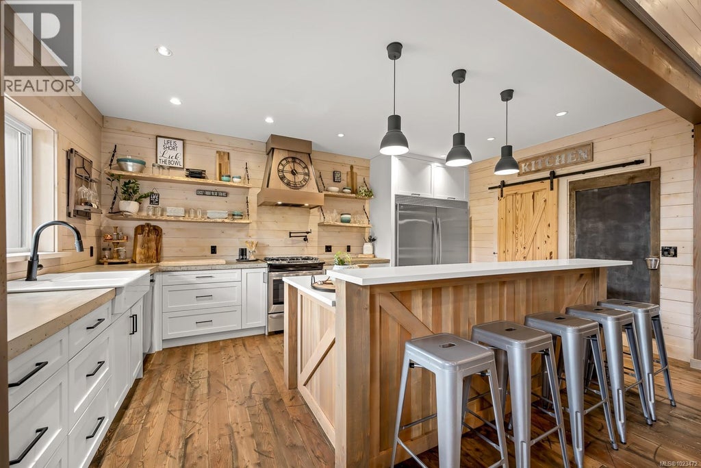 8899 Henderson Avenue, Black Creek