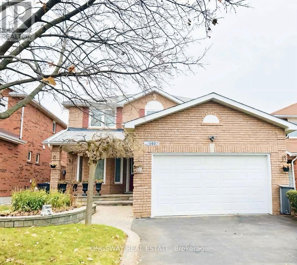 5607 Shillington Drive W, Mississauga (hurontario)
