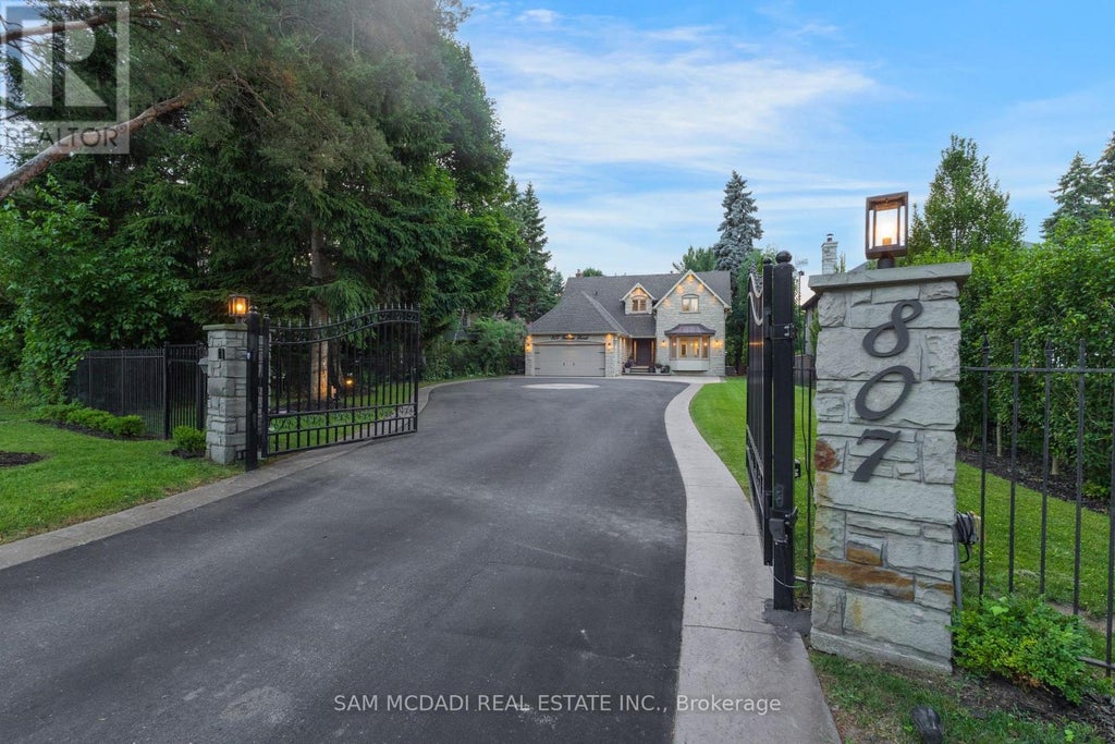 807 Indian Road, Mississauga (lorne Park)