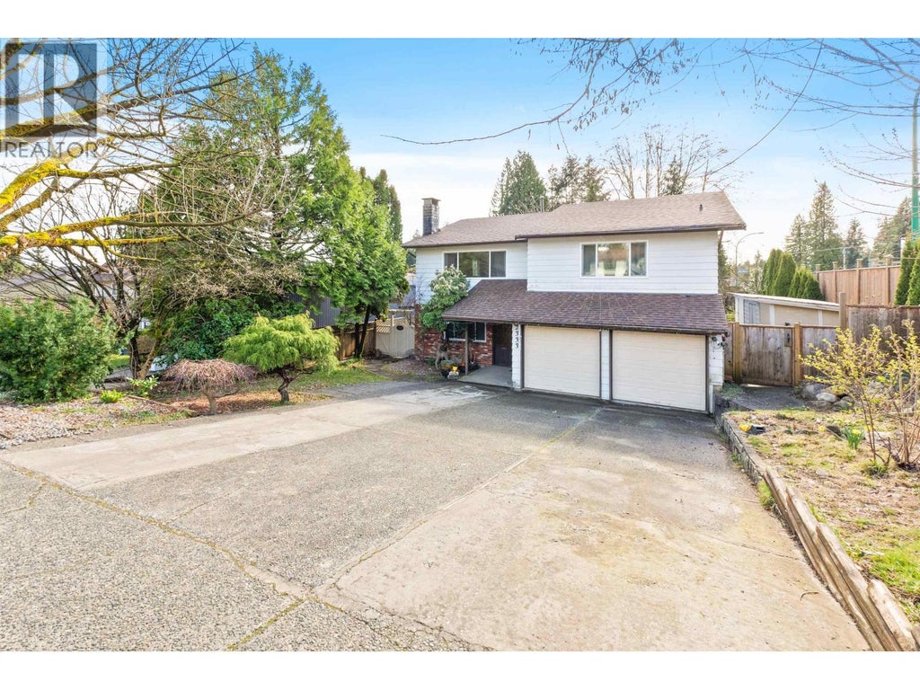 2333 Kirkstone Road, North Vancouver