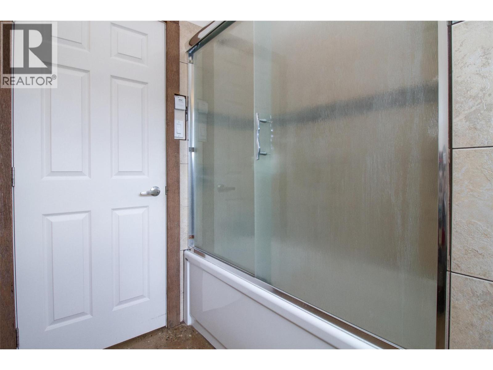 1905 Hay Road. Revelstoke, British Columbia