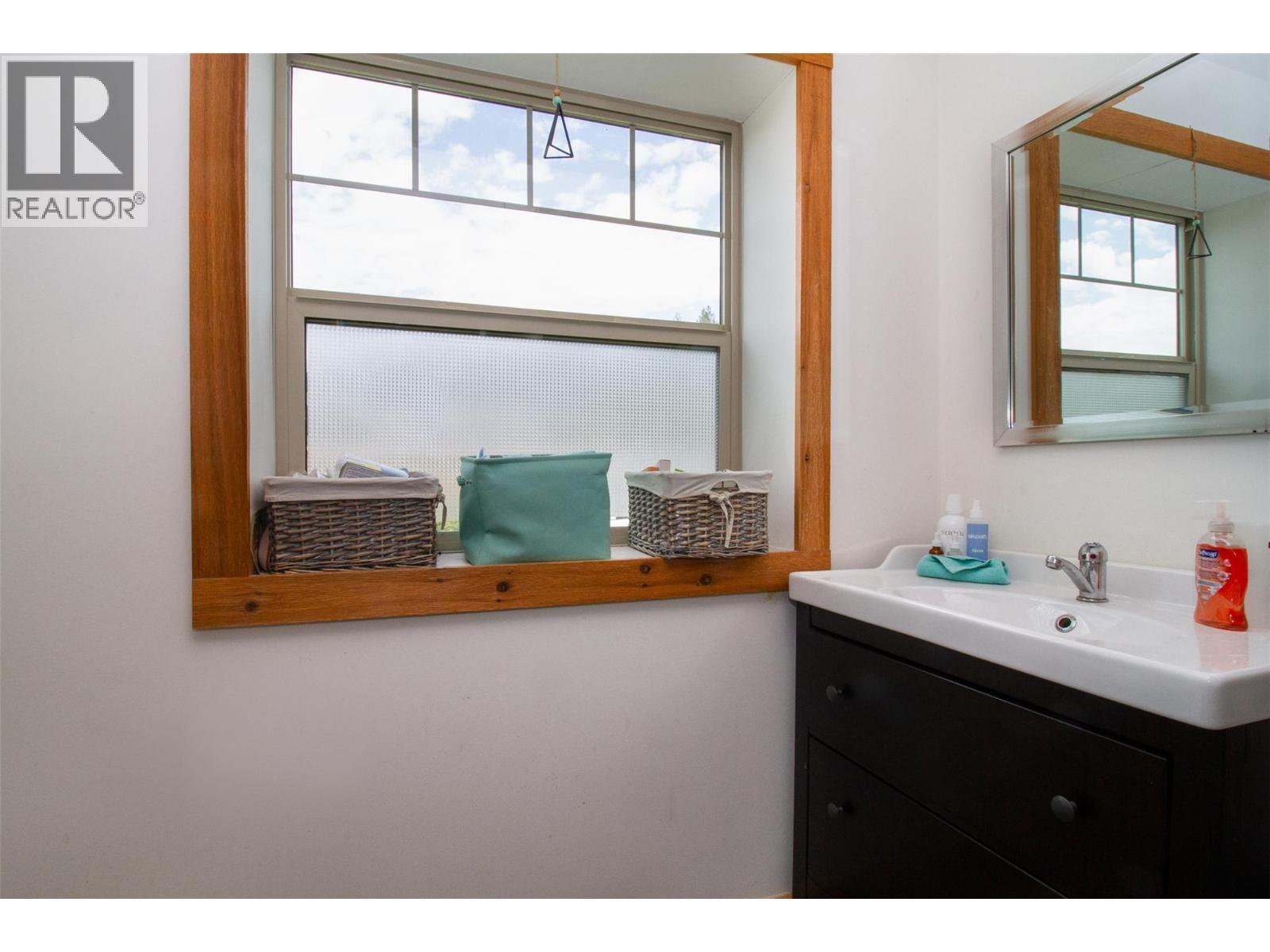 1905 Hay Road. Revelstoke, British Columbia