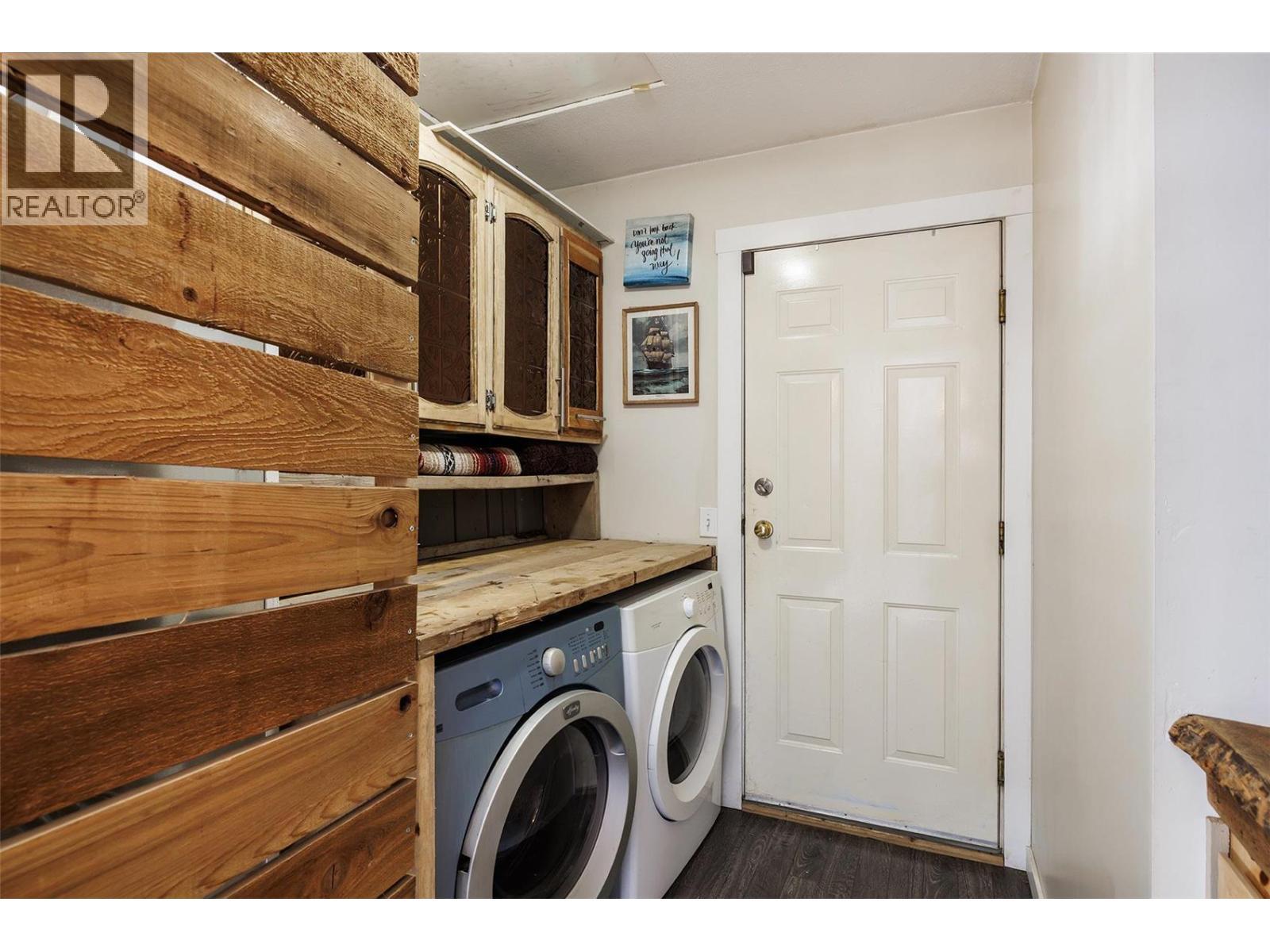 1813 Cardinal Creek Road. Kelowna, British Columbia