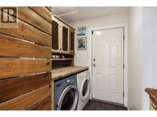 1813 Cardinal Creek Road. Kelowna, British Columbia