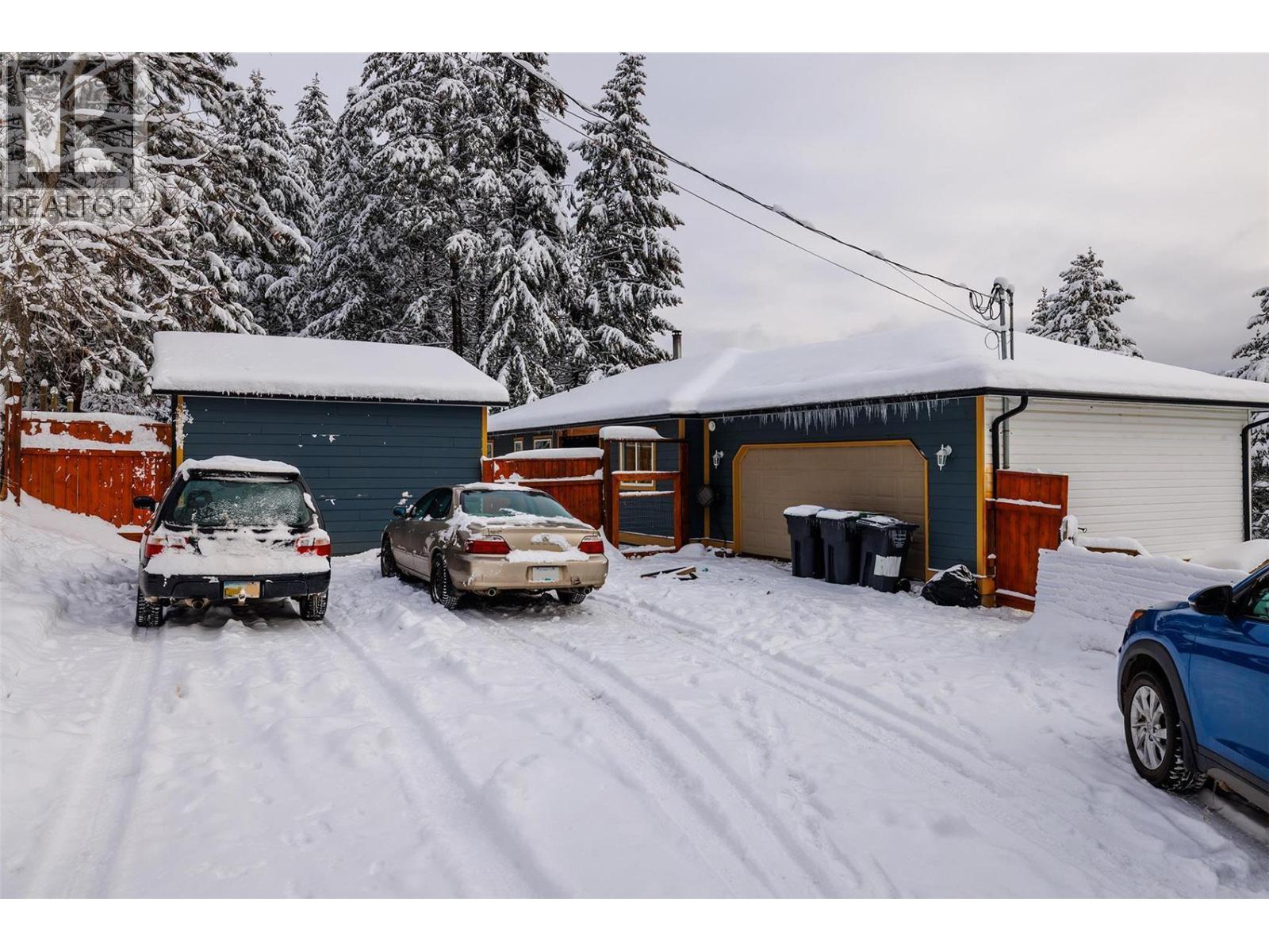 1813 Cardinal Creek Road. Kelowna, British Columbia