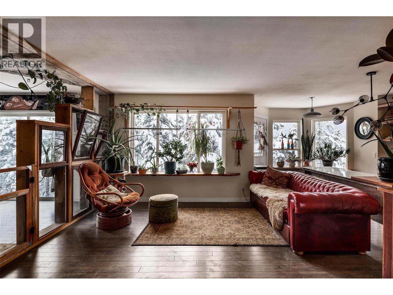 1813 Cardinal Creek Road. Kelowna, British Columbia