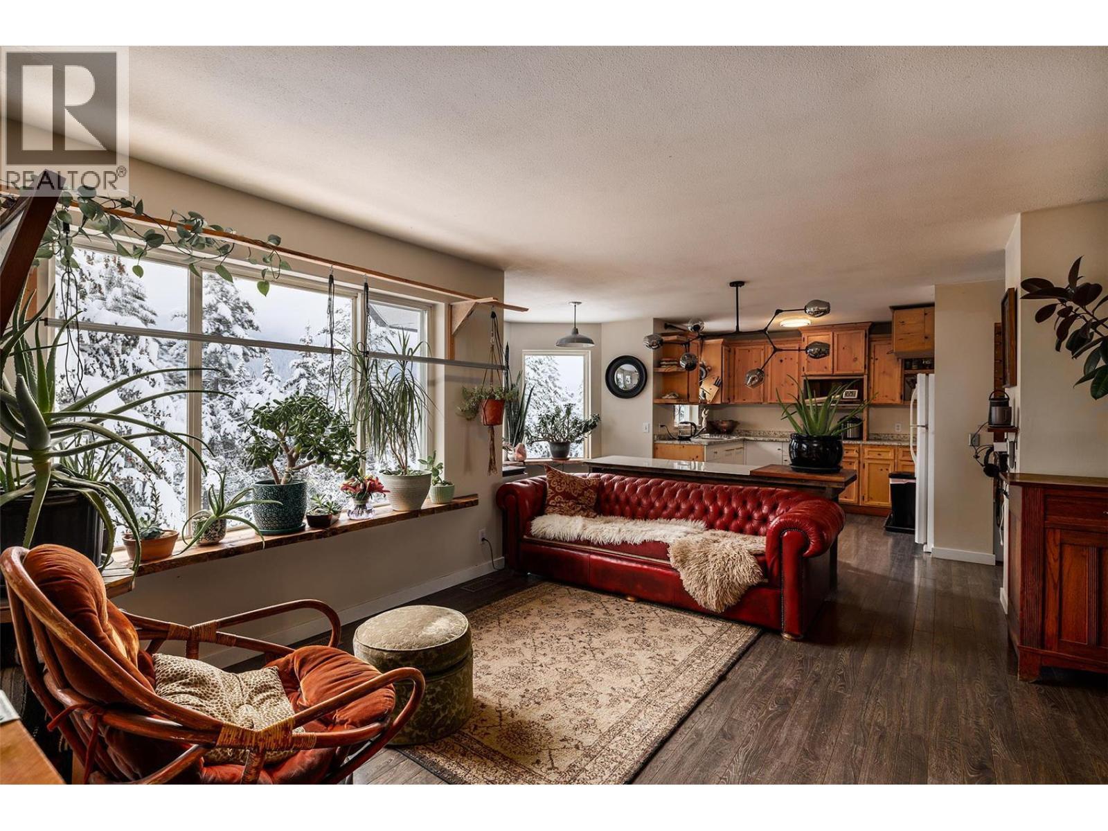 1813 Cardinal Creek Road. Kelowna, British Columbia