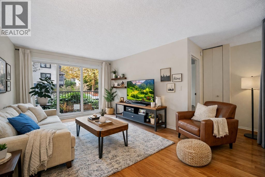 229 2033 Triumph Street, Vancouver