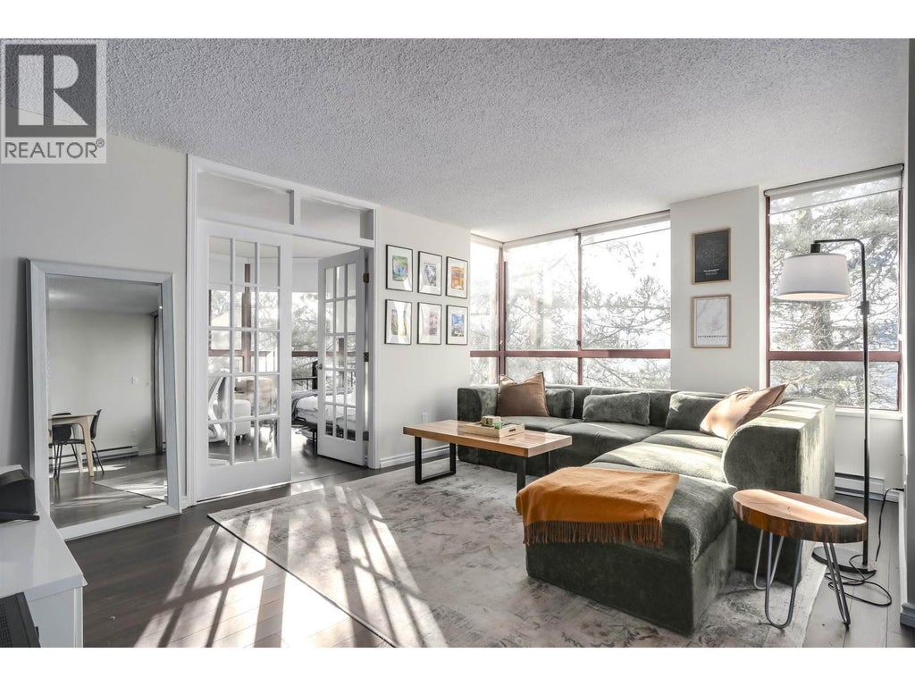 203 220 Eleventh Street, New Westminster