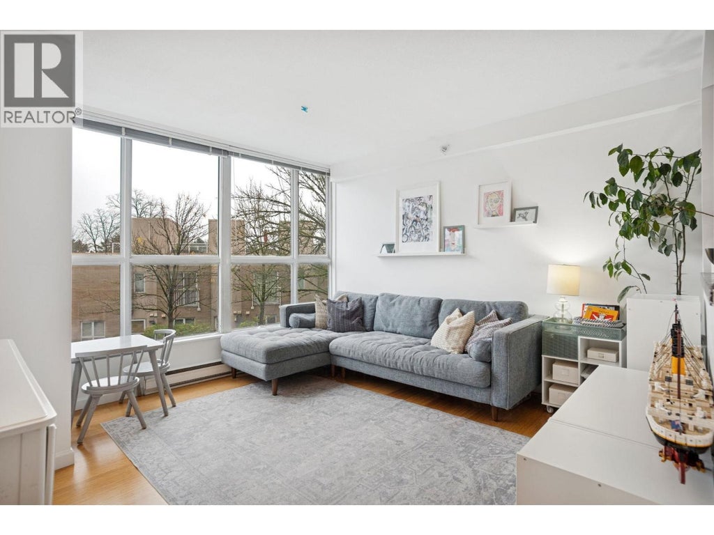 216 288 E 8th Avenue, Vancouver