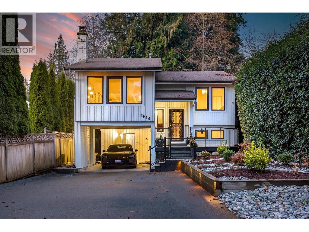 1614 Lynn Valley Road, North Vancouver