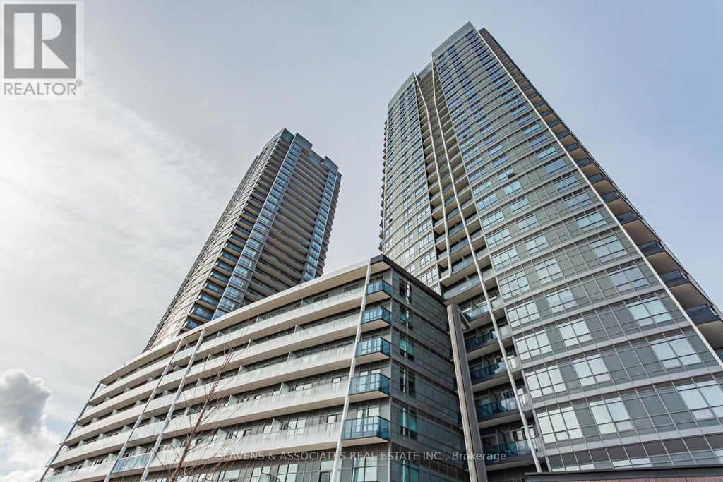 A719 - 30 Upper Mall Way, Vaughan (brownridge)