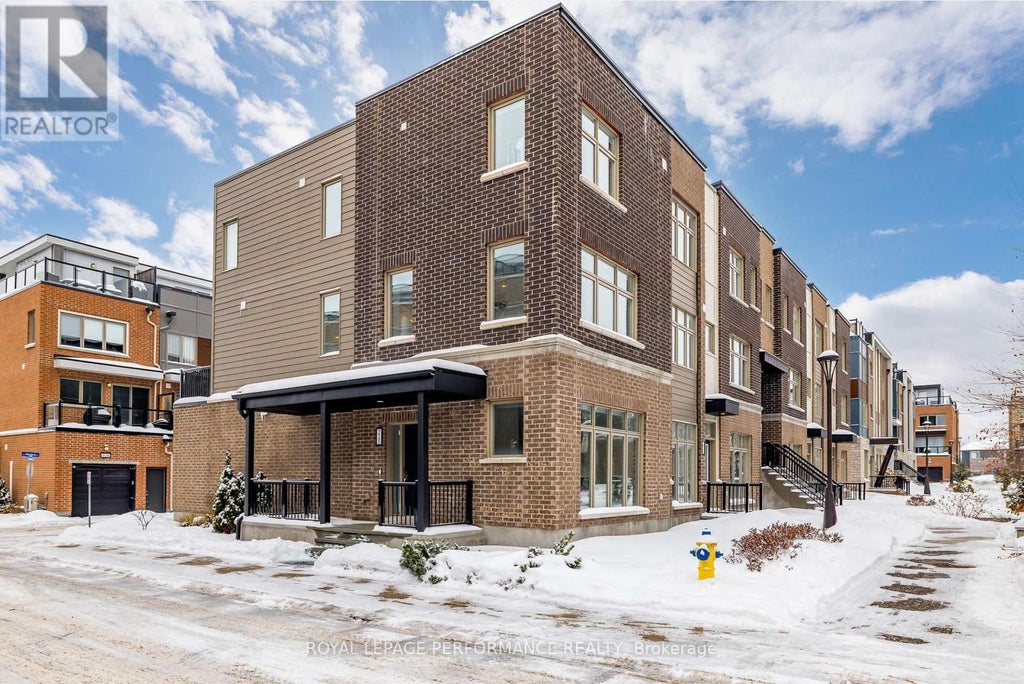 225 Makadewa Private, Ottawa