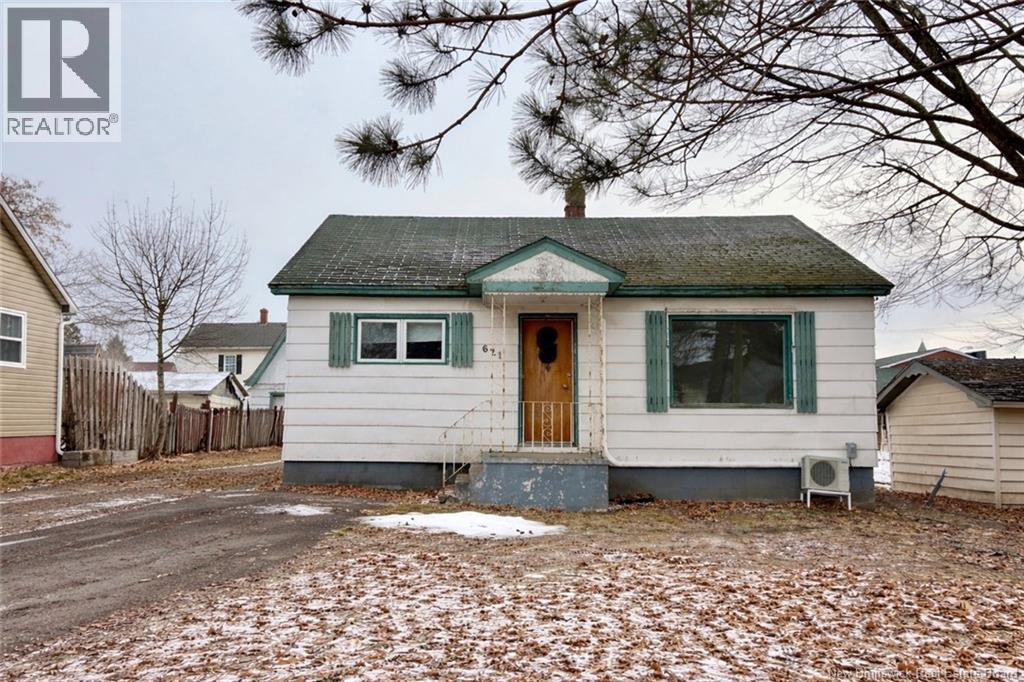 621 Charles Street, Dieppe