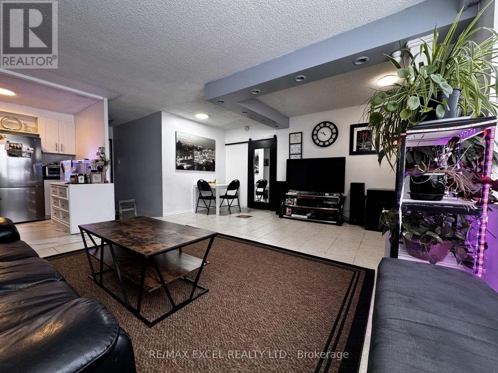 308 - 50 Lotherton Pathway, Toronto (yorkdale-Glen Park)