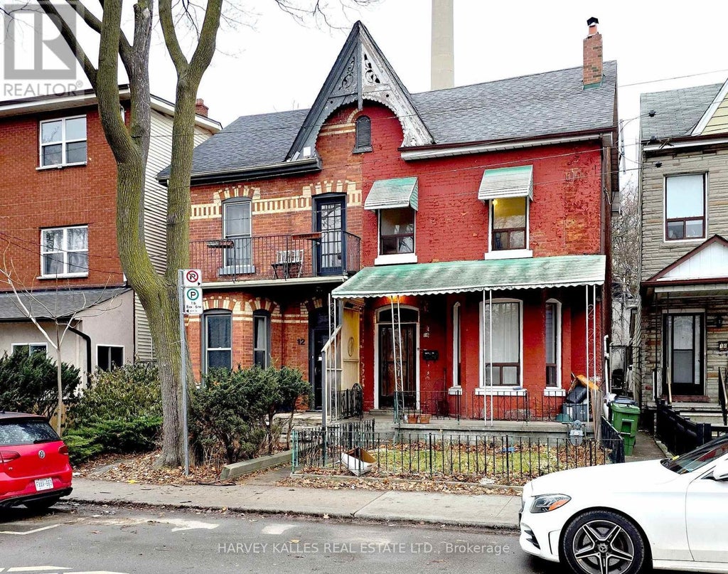 12 Bellevue Avenue, Toronto (kensington-Chinatown)